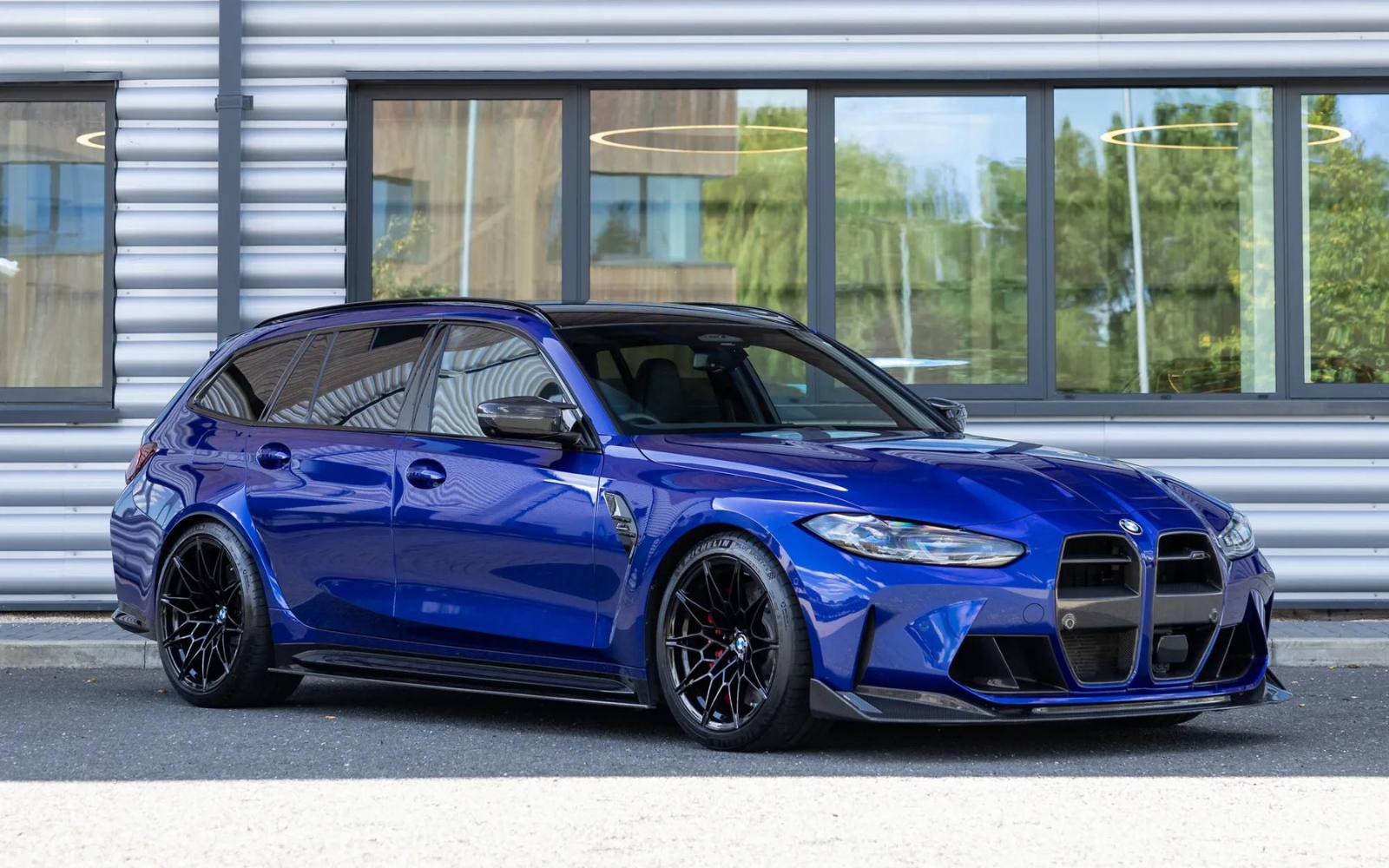 BMW Individual San Marino Blue Metallic 2023 BMW M3 Touring – Filmed