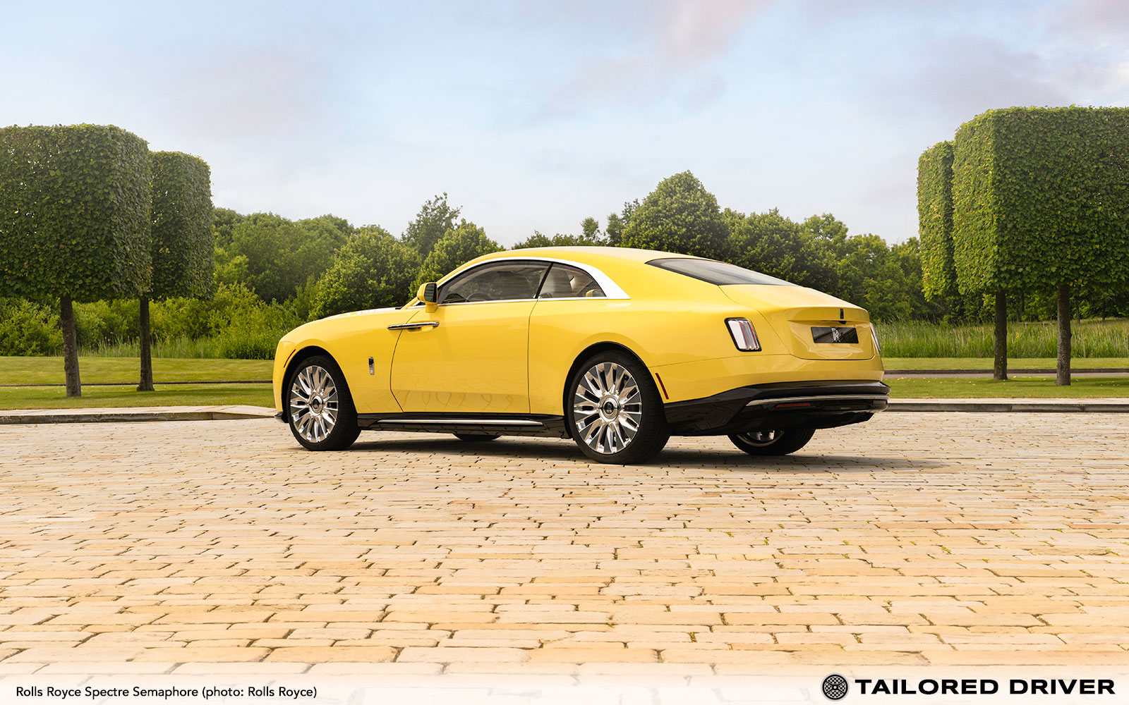 Rolls-Royce Spectre Continues Bespoke Journey with Semaphore Commission for Monterey Car Week