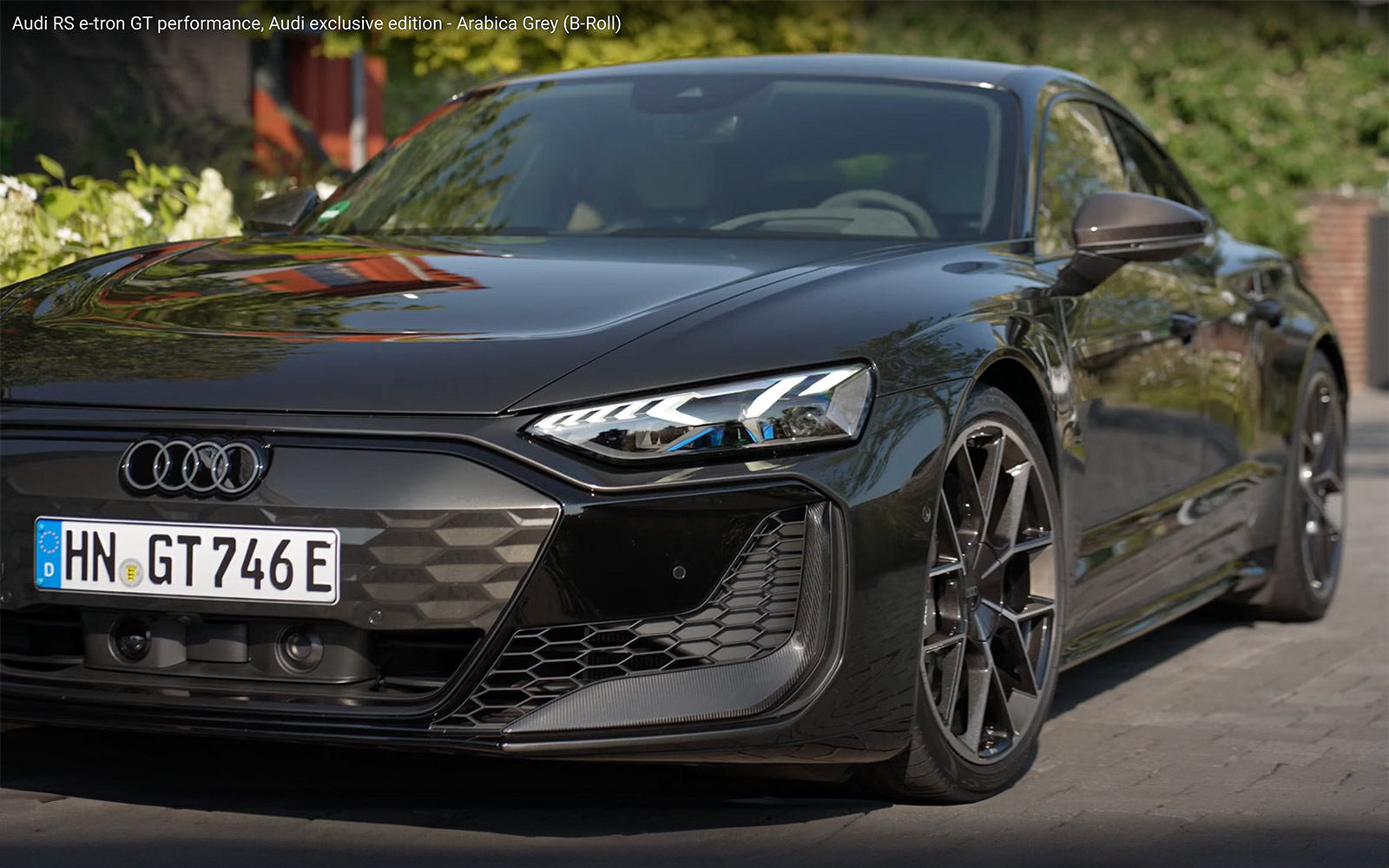 Video: Audi Arabica Grey on 2025 RS e-tron GT performance