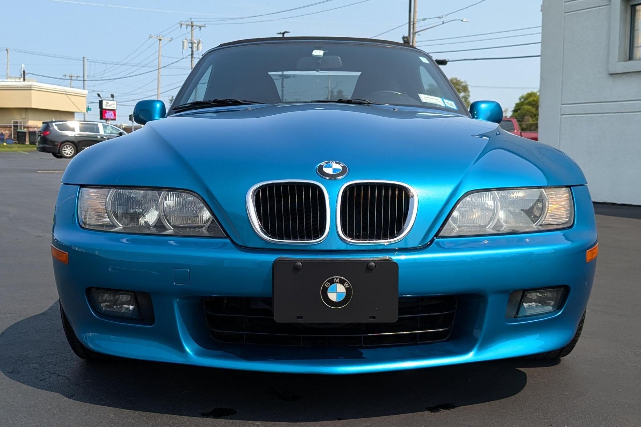 Market Find: BMW Individual Atlantis Blue Z3 2.5i Roadster