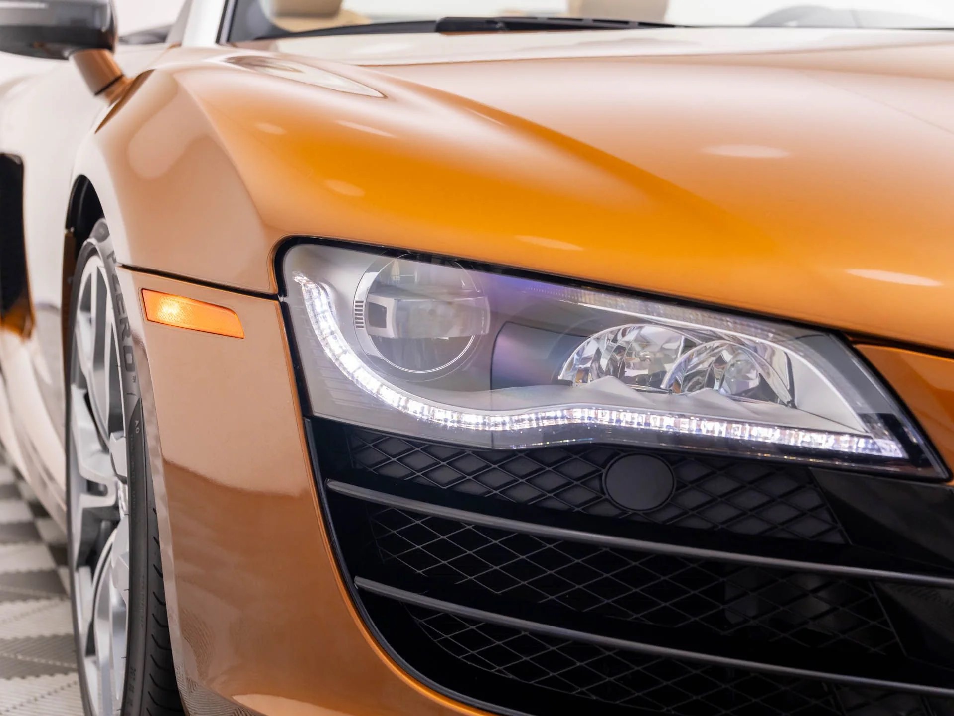 Market Find: Audi exclusive Ipanema Brown R8 V10 Spyder