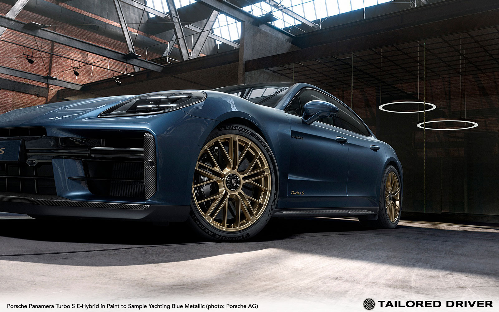 Color Check: Porsche Panamera Turbo S E-Hybrid in Paint to Sample Yachting Blue Metallic