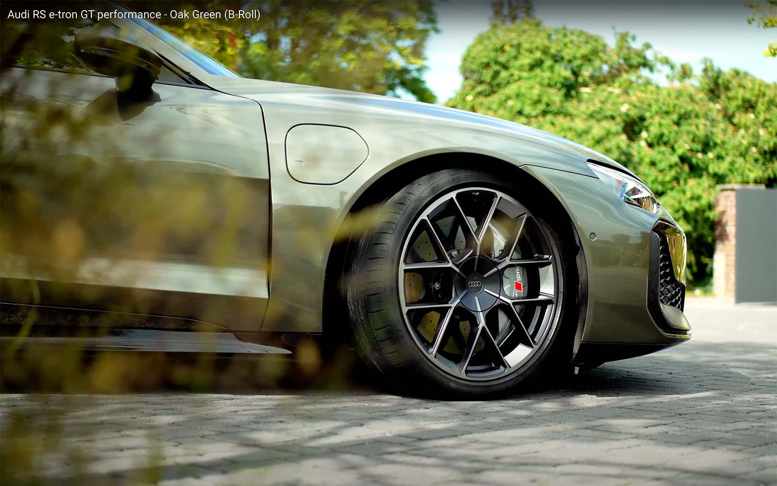 Video: Audi Oak Green on 2025 RS e-tron performance