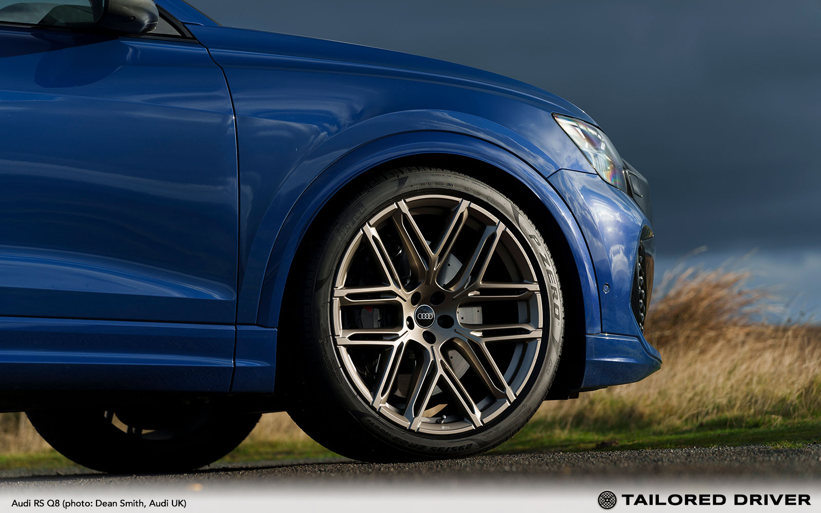 Color Check: Ascari Blue and Neodym Gold Matte on New Audi RS Q8