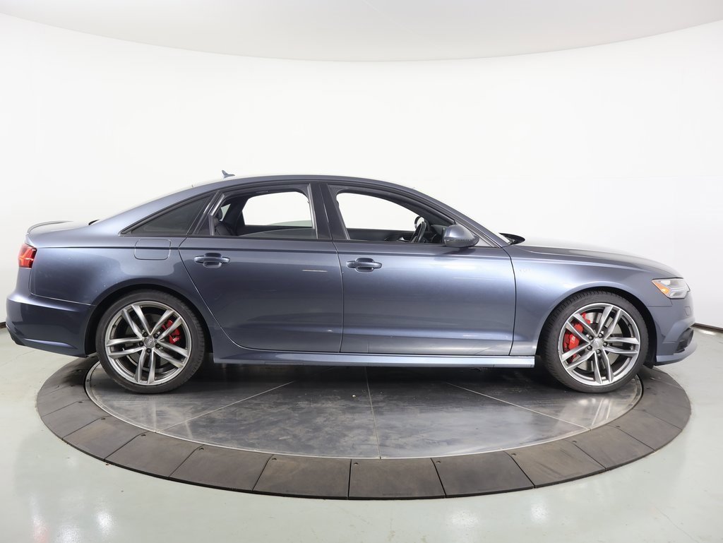 Market Find: Audi exclusive Northern Lights Blue Metallic S6