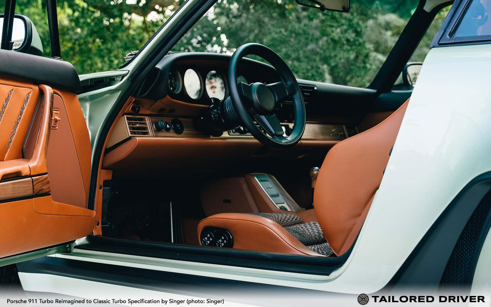 Singer Classic Turbo Looking Racy at Goodwood