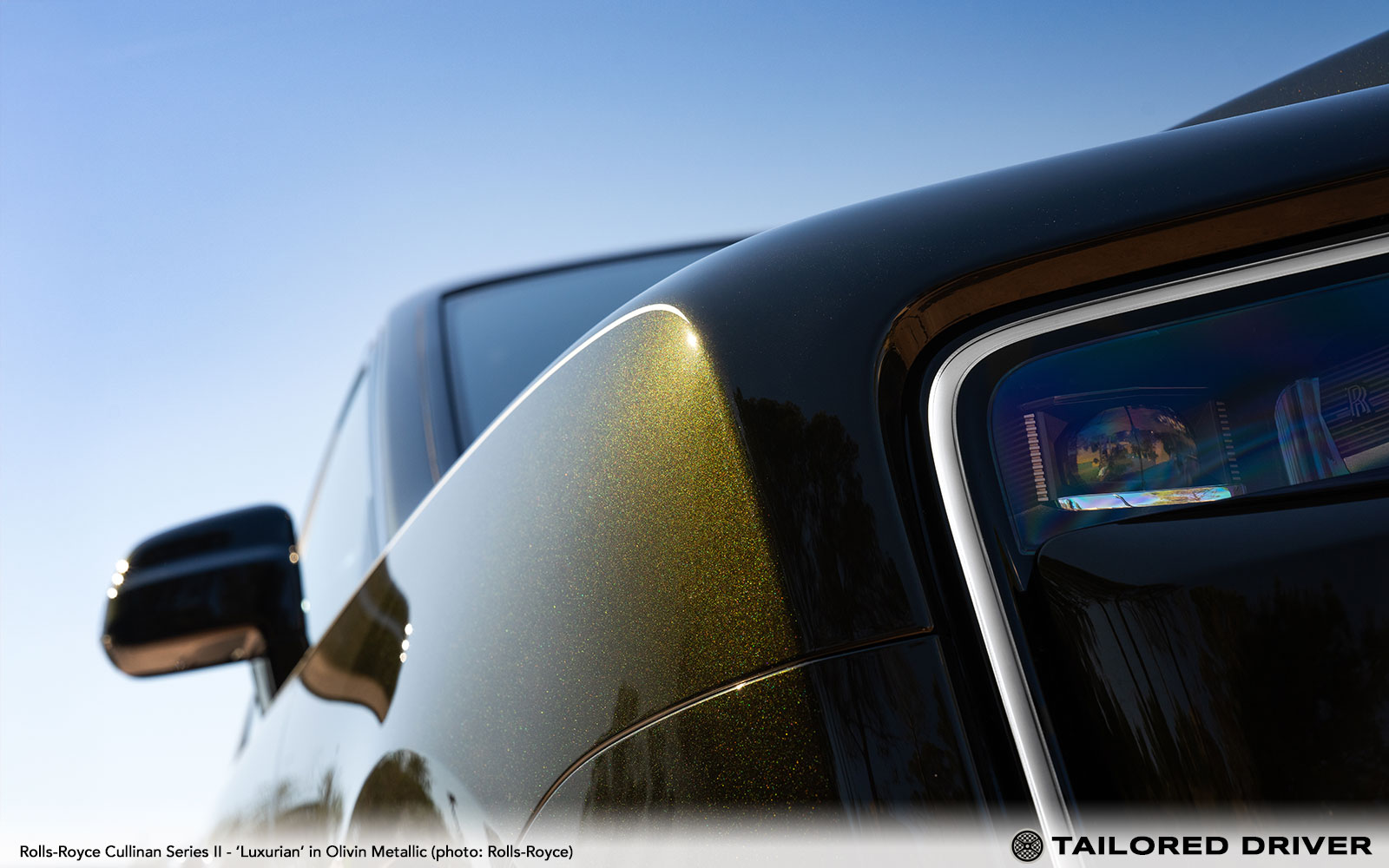 Color Check: Rolls-Royce Cullinan Series II in Olivin