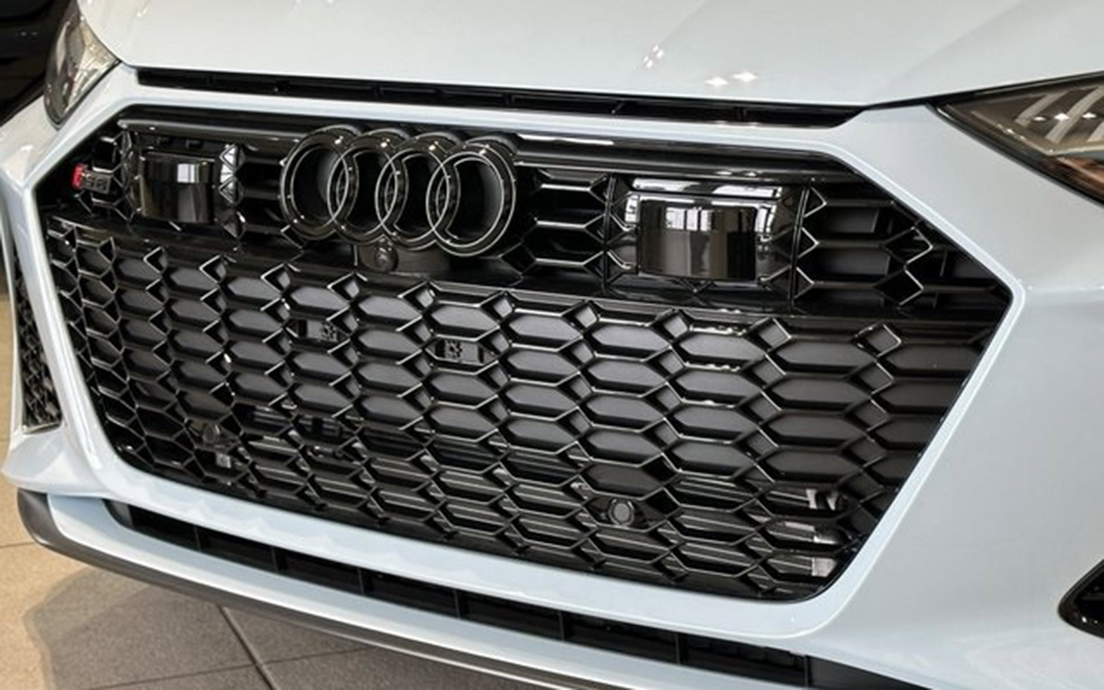 Market Find: Cumulus Blue Audi exclusive RS 6 Avant in Maryland