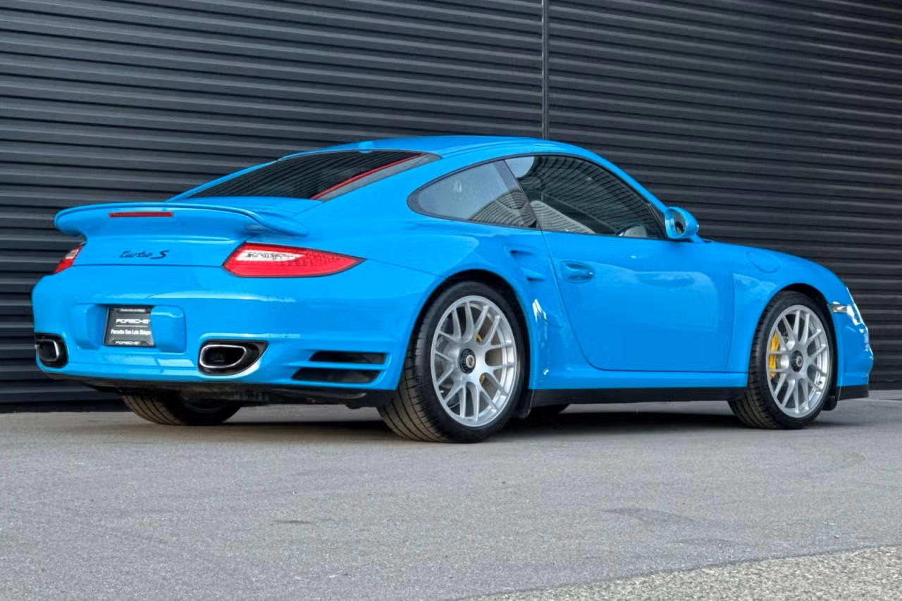 Market Find: 2011 Porsche Paint to Sample Mexico Blue 911 Turbo S