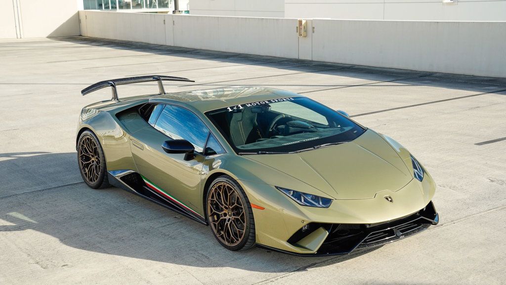 Market Find: 2018 Lamborghini Ad Personam Verde Draco Metallic Huracan Performante