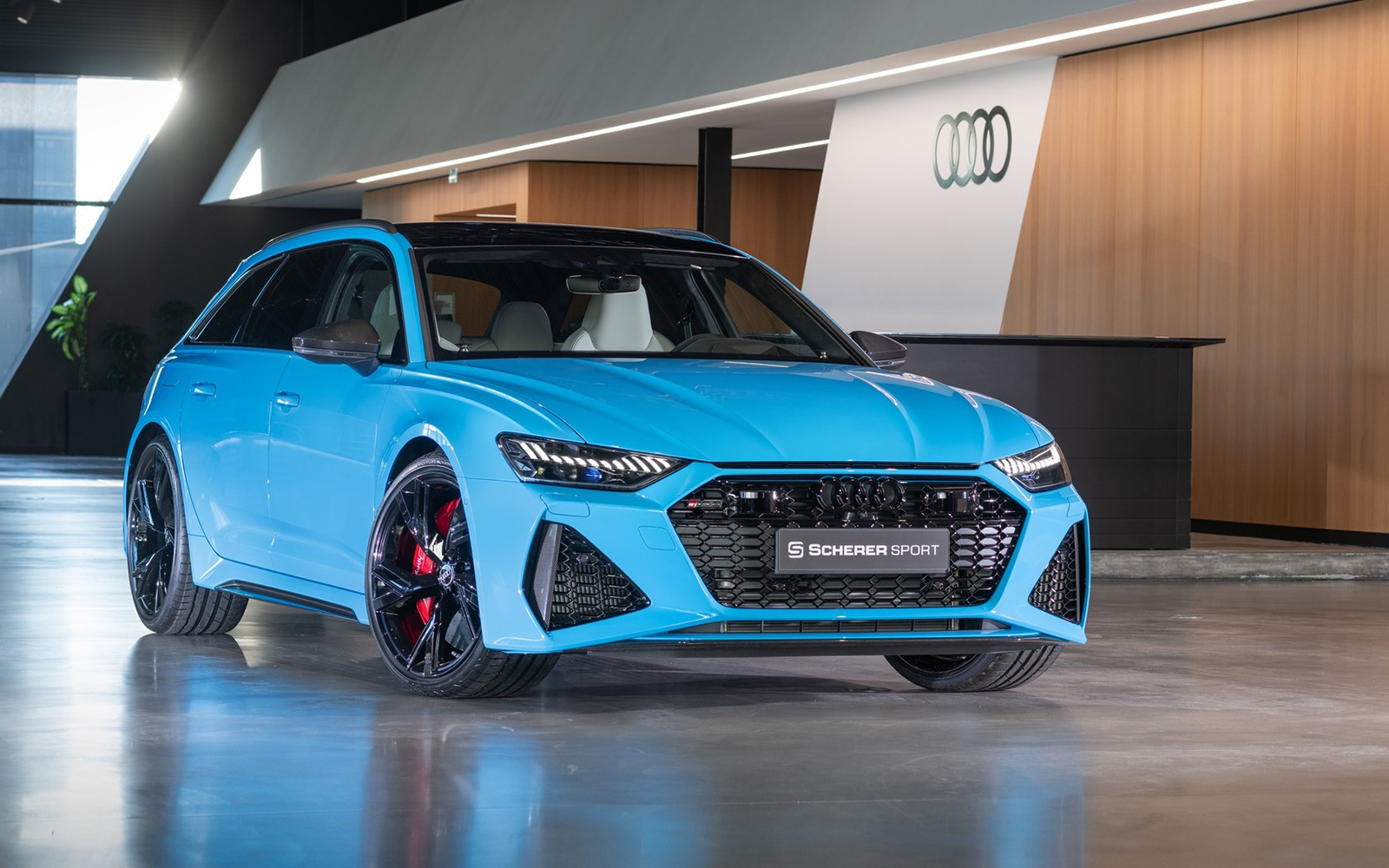 Color Check: Audi exclusive RS 6 performance in Riviera Blue