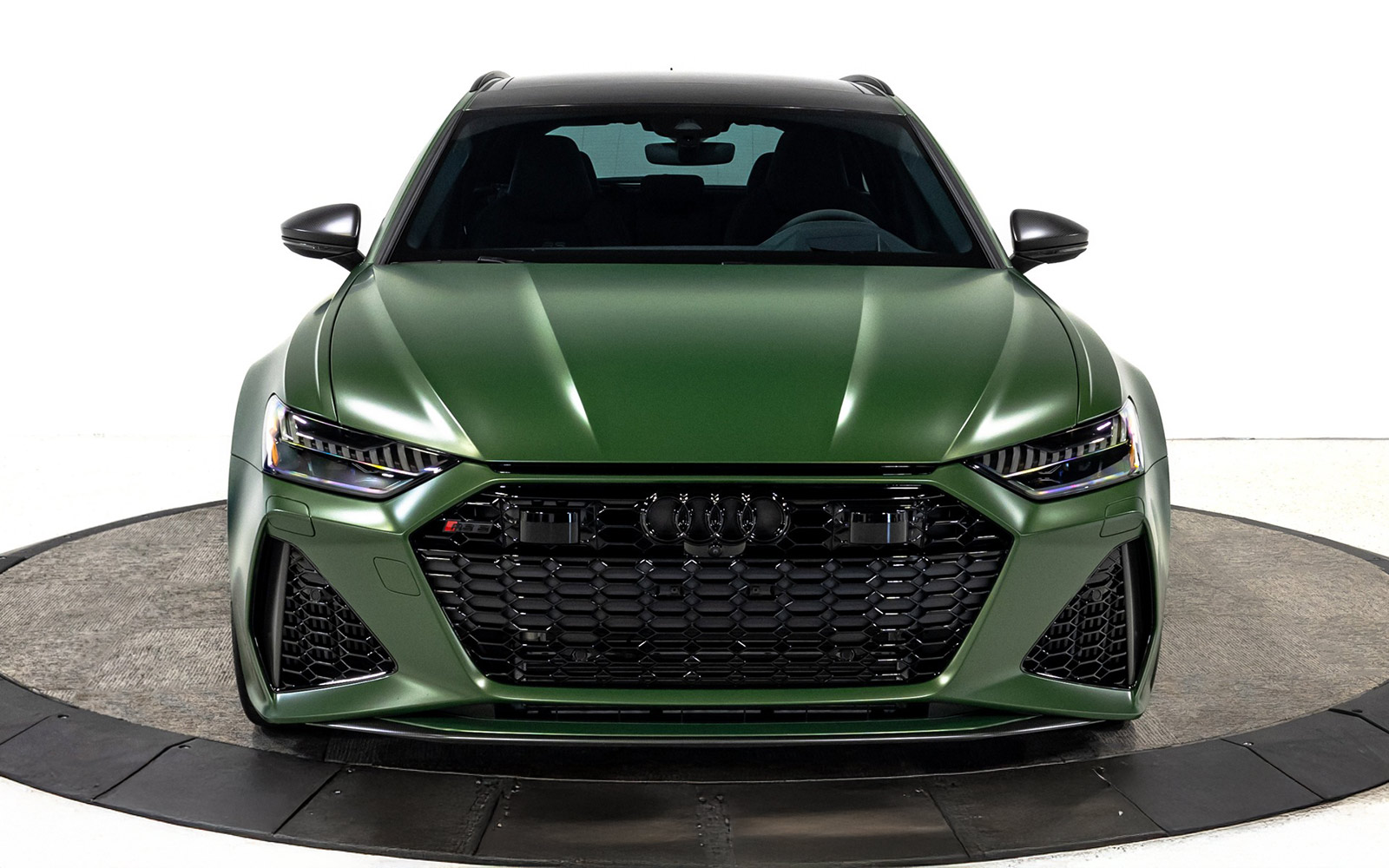 Market Find: Audi exclusive RS 6 performance Looking Good in Matte Green