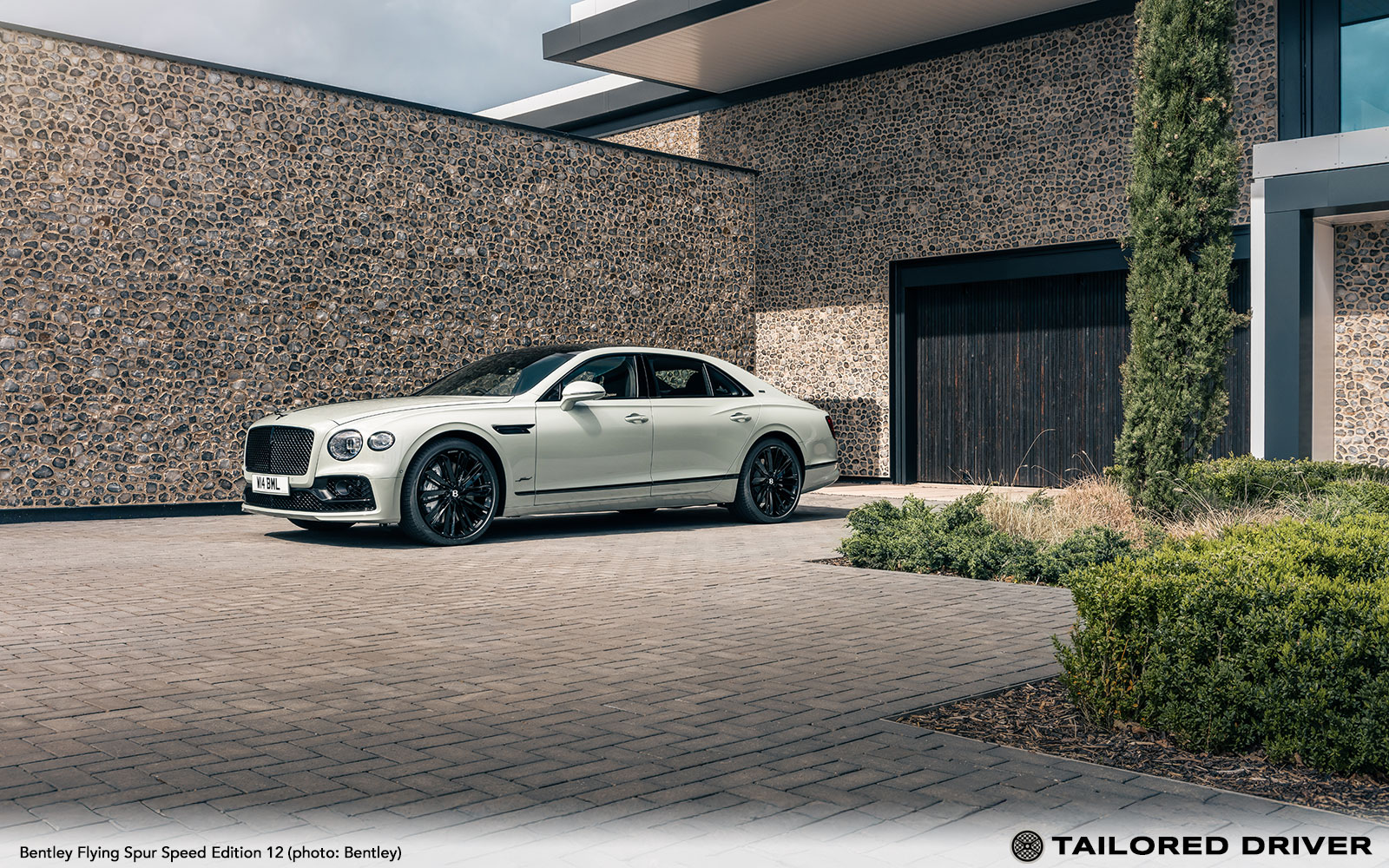 Trio of Bentley Models Take Center Stage at the Zoute Grand Prix on the Belgian Riviera
