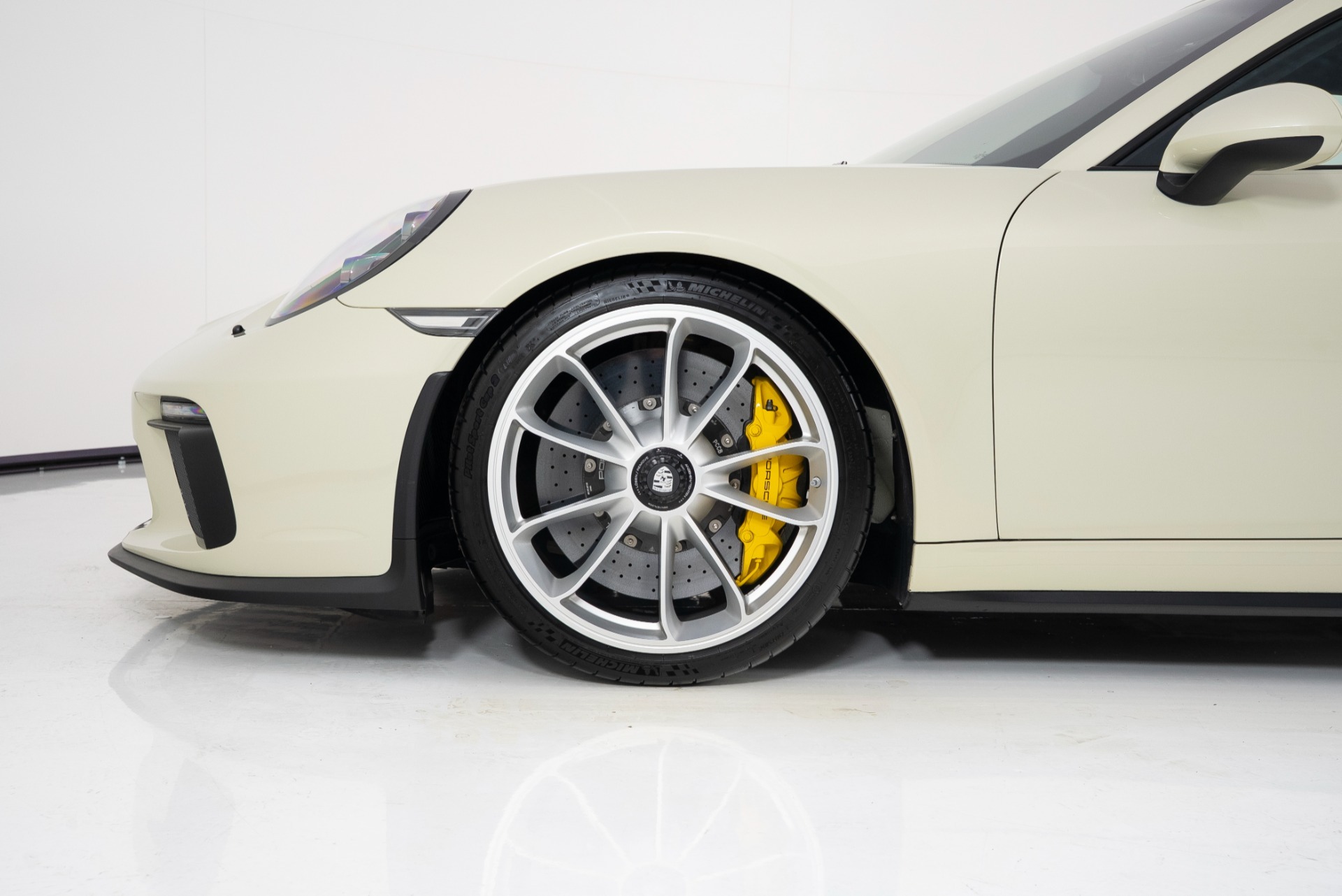 Market Find: Porsche Paint to Sample Geyser Grey Metallic 911 GT3 Touring