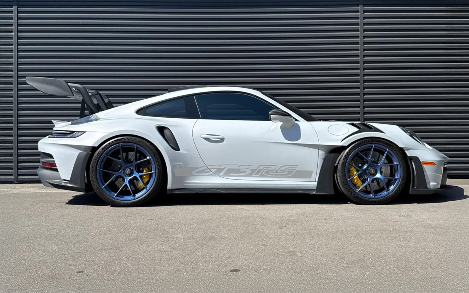 Market Find: 2024 Porsche 911 GT3 RS in Ice Grey Metallic