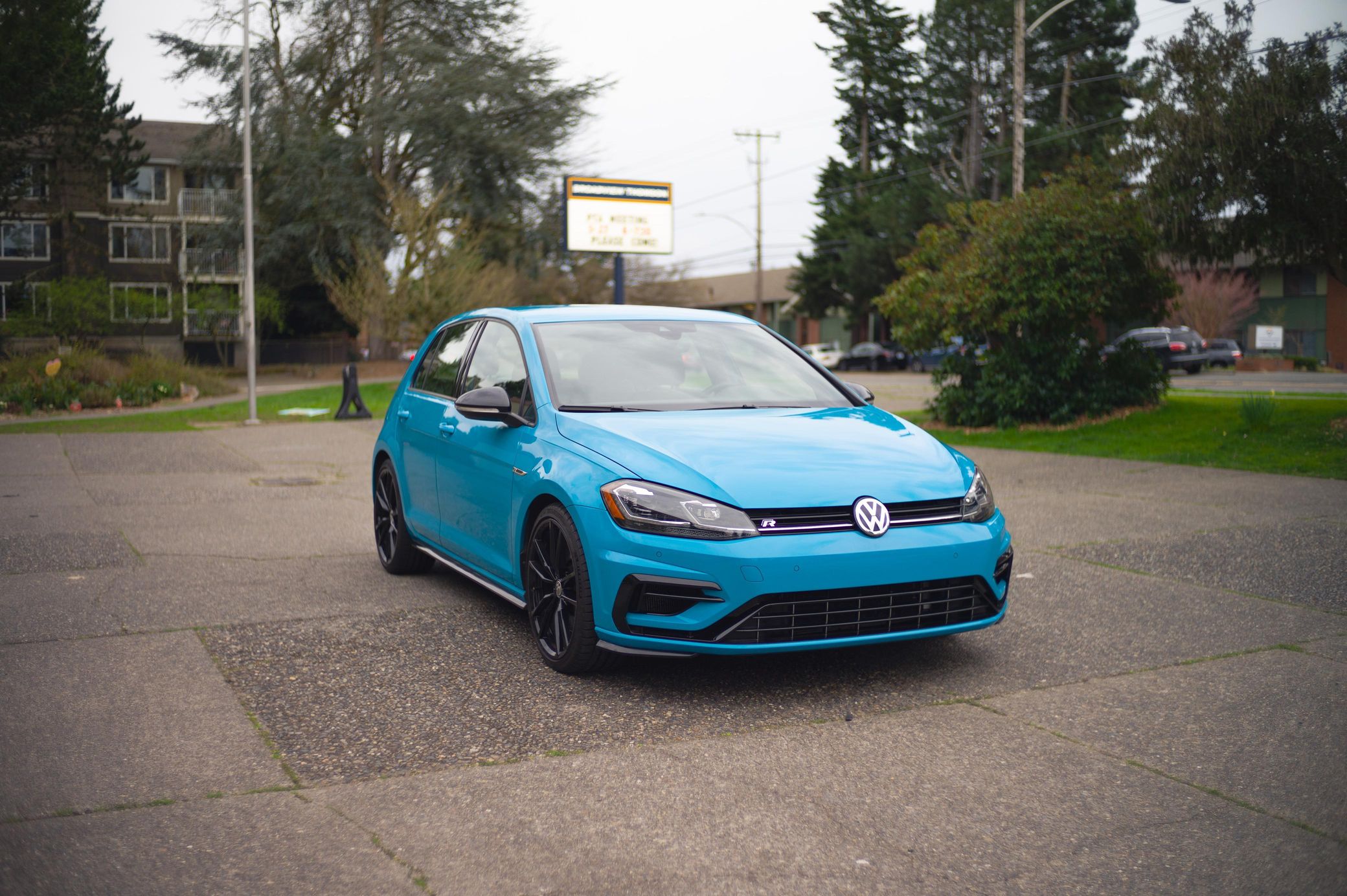 Market Find: Volkswagen Spektrum ’91 Blue Golf R