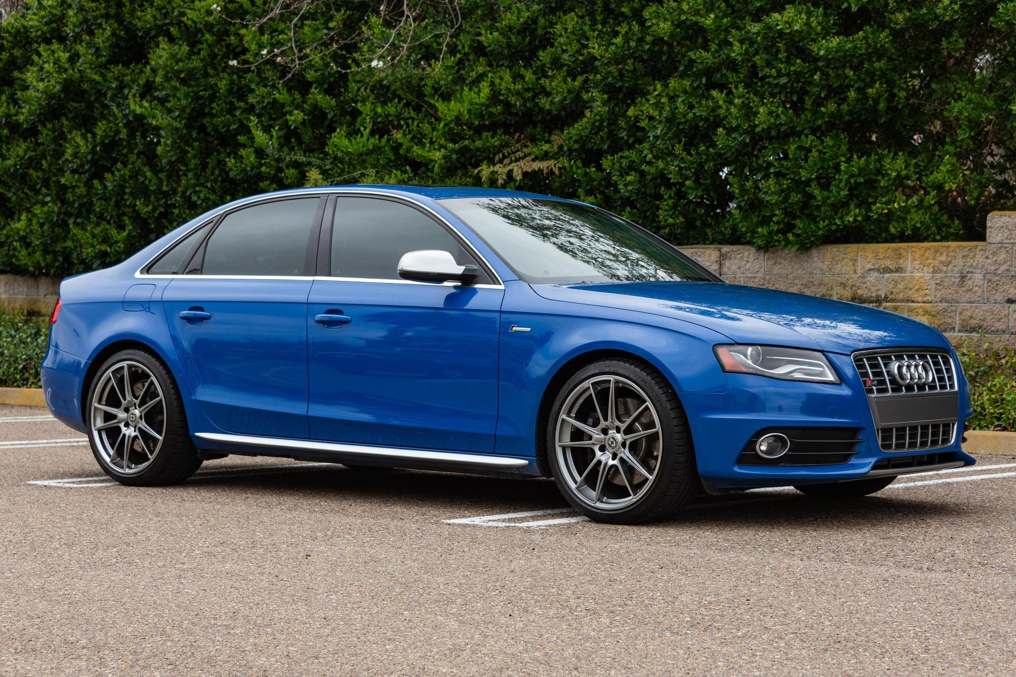 Market Find: Audi exclusive Nogaro Blue S4 Sedan