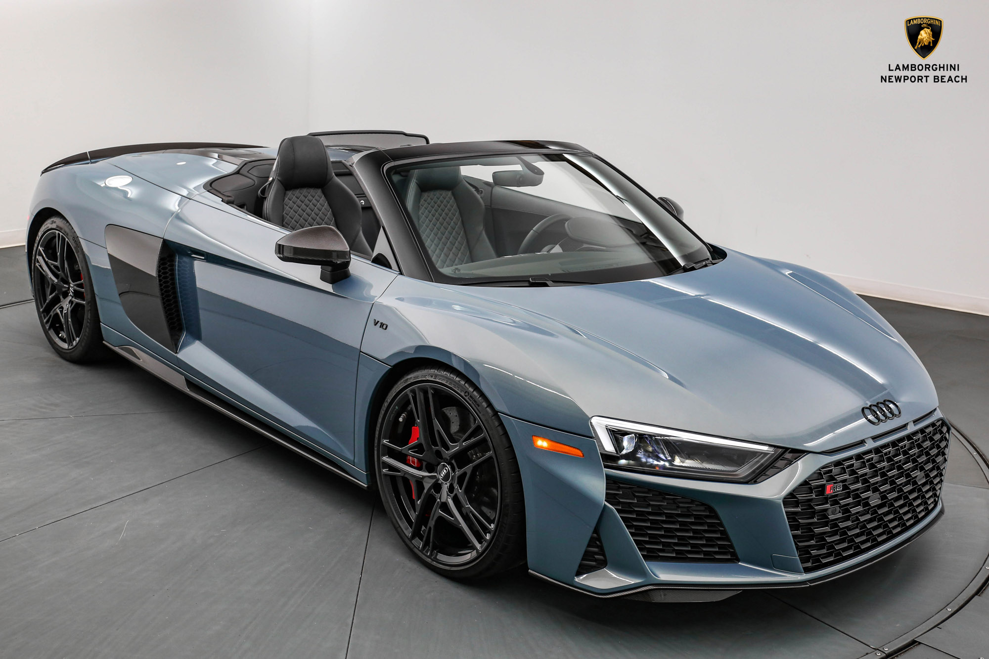 Color Check: Audi exclusive Frosted Glass Blue Metallic R8 V10 Performance Spyder
