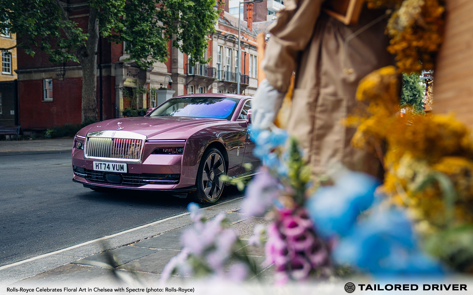 Rolls-Royce Celebrates Floral Art in Chelsea with Velvet Orchid Bespoke Spectre