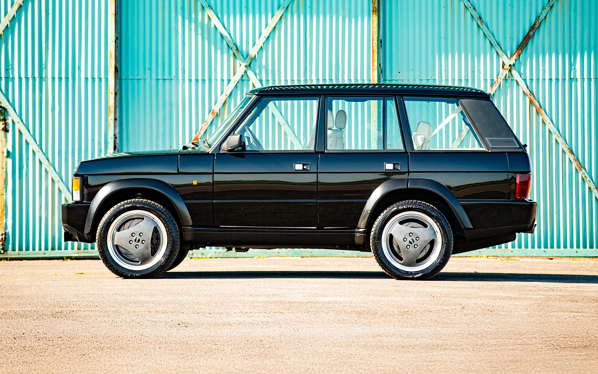 Market Find: 2017 Range Rover Custom by Chieftain in RM Sotheby’s Cliveden House Sale