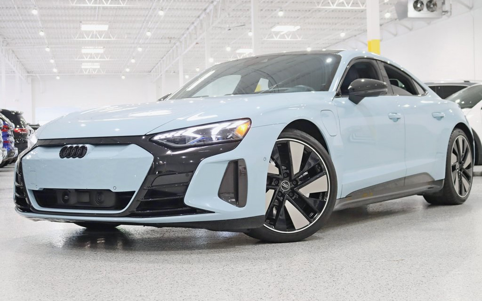 Market Find: (Believed) Cumulus Blue Audi RS e-tron GT