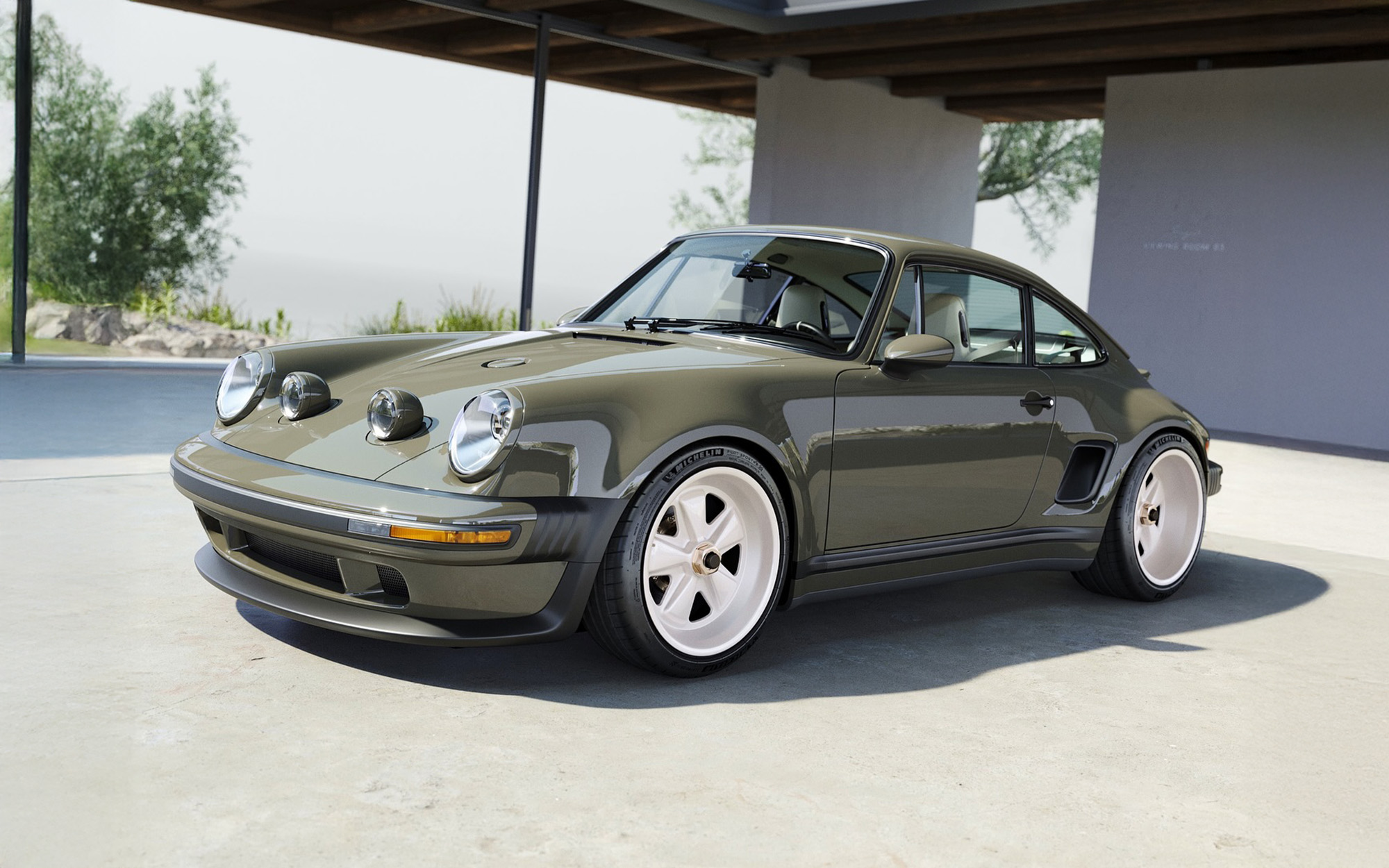 Latest Singer Specification Looks Great in Sempreverde